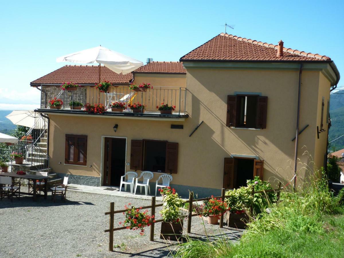 Il Poggio Di Traverde Pontremoli Exteriör bild